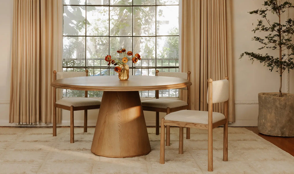 Tutto Dining Table